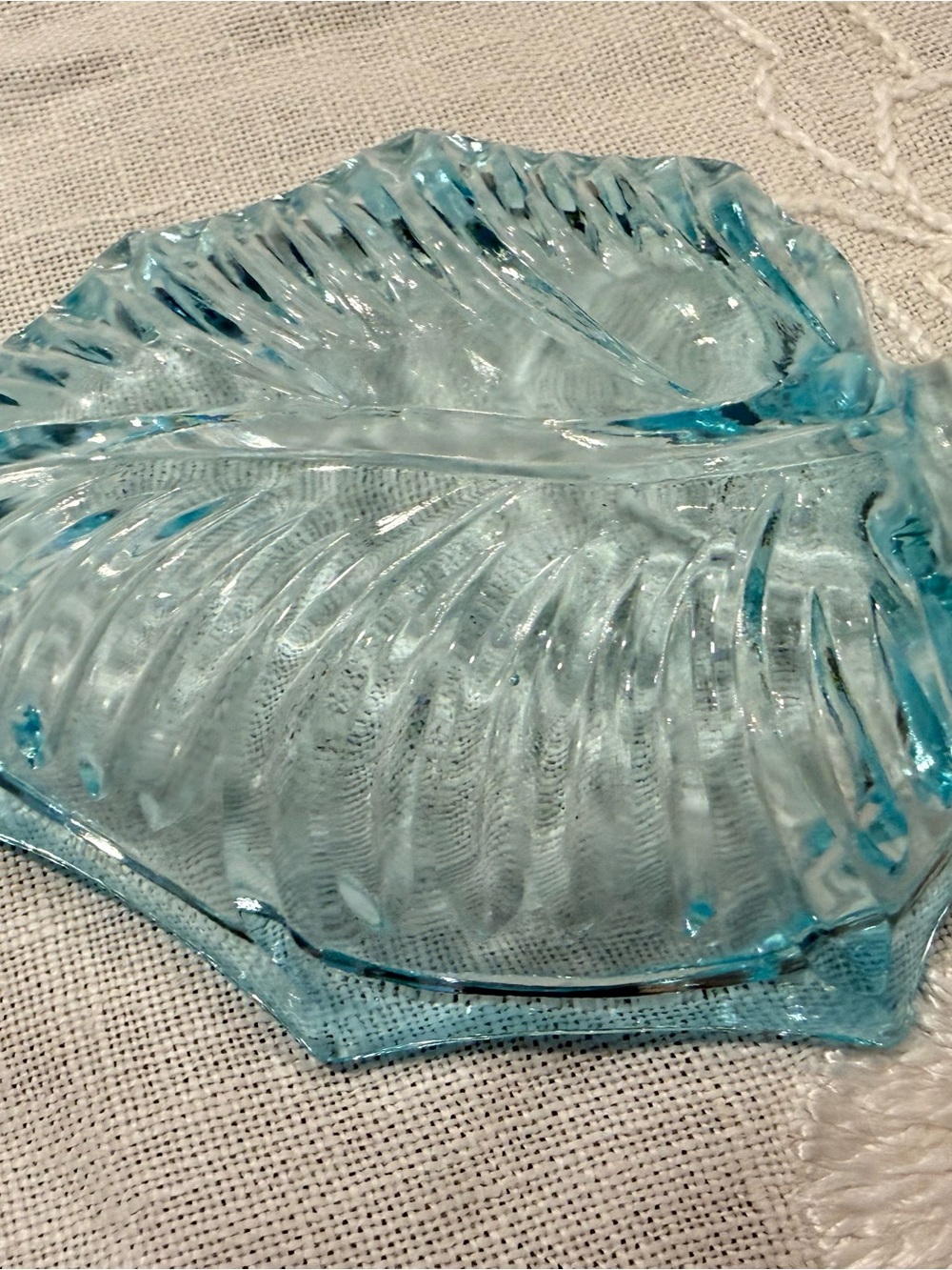 VINTAGE! Peedee set 6 Harlequin Glass Leaf Trinket/Ashtray Trays Japan/No Chips - Picture 4 of 7